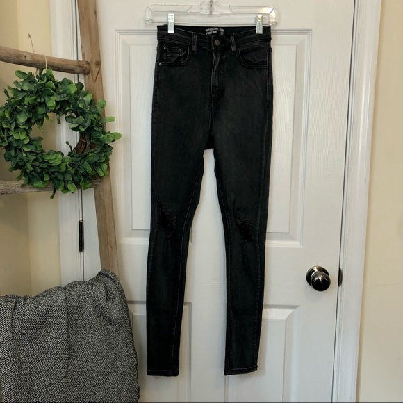 Pretty Little Thing 5 Pocket Skinny Jeans - Picture 3 of 7